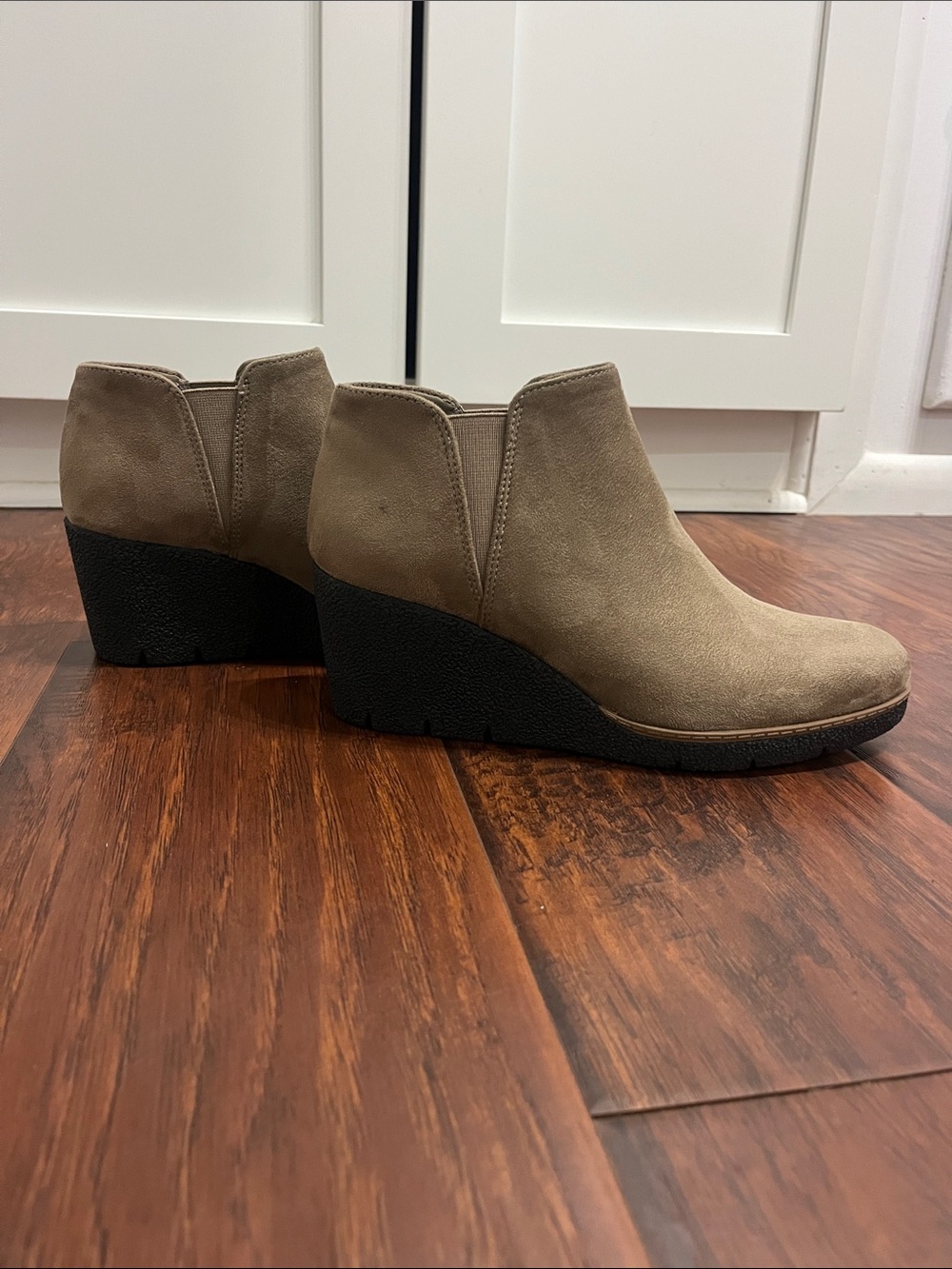 Dr. Scholl's Beige Suede Slip-On Wedge Ankle Booties